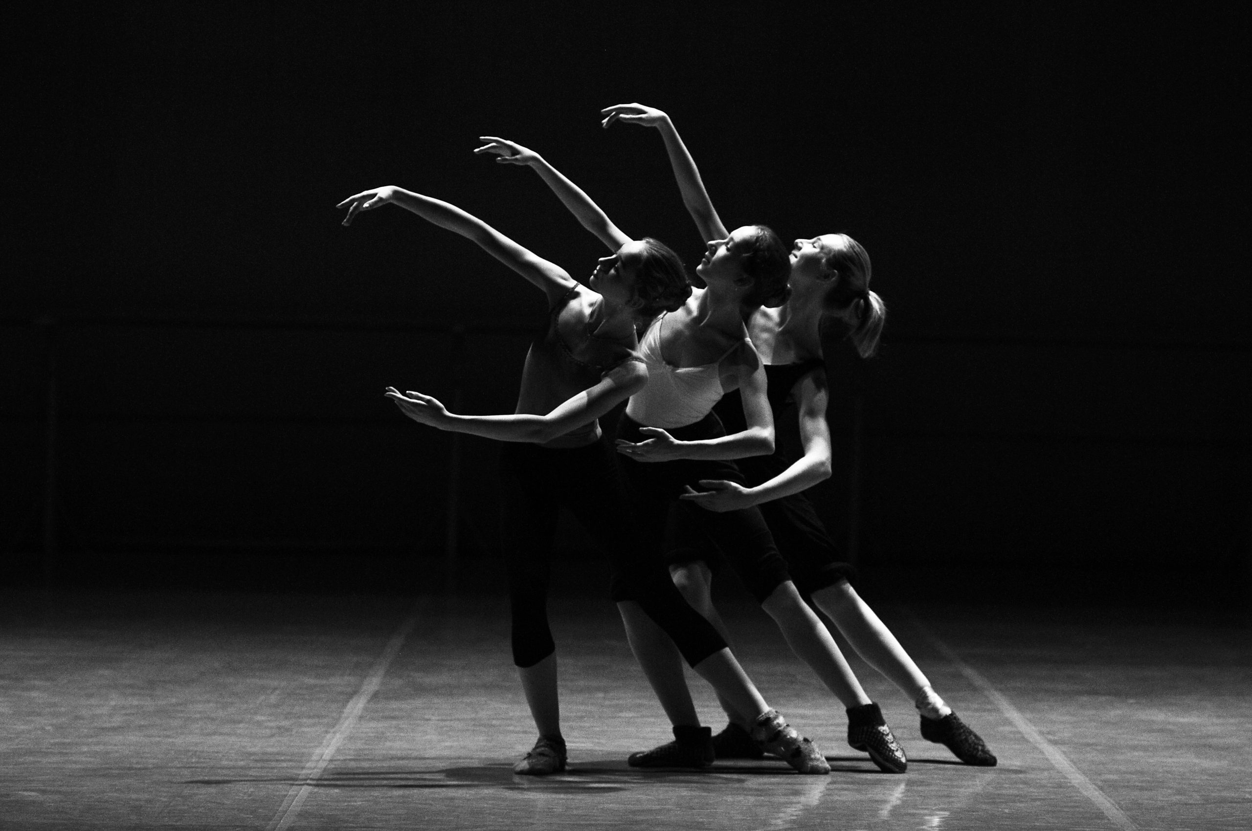 Scopri di più sull'articolo INCROCIcrossroads (spettacolo di danza CLASSICA, CONTEMPORANEA e INDIANA)